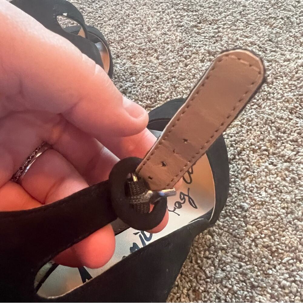 American Rag Black Block Heels w/ Ankle Straps Women's Size 7 WIDE Chunky Heel - Picture 9 of 11